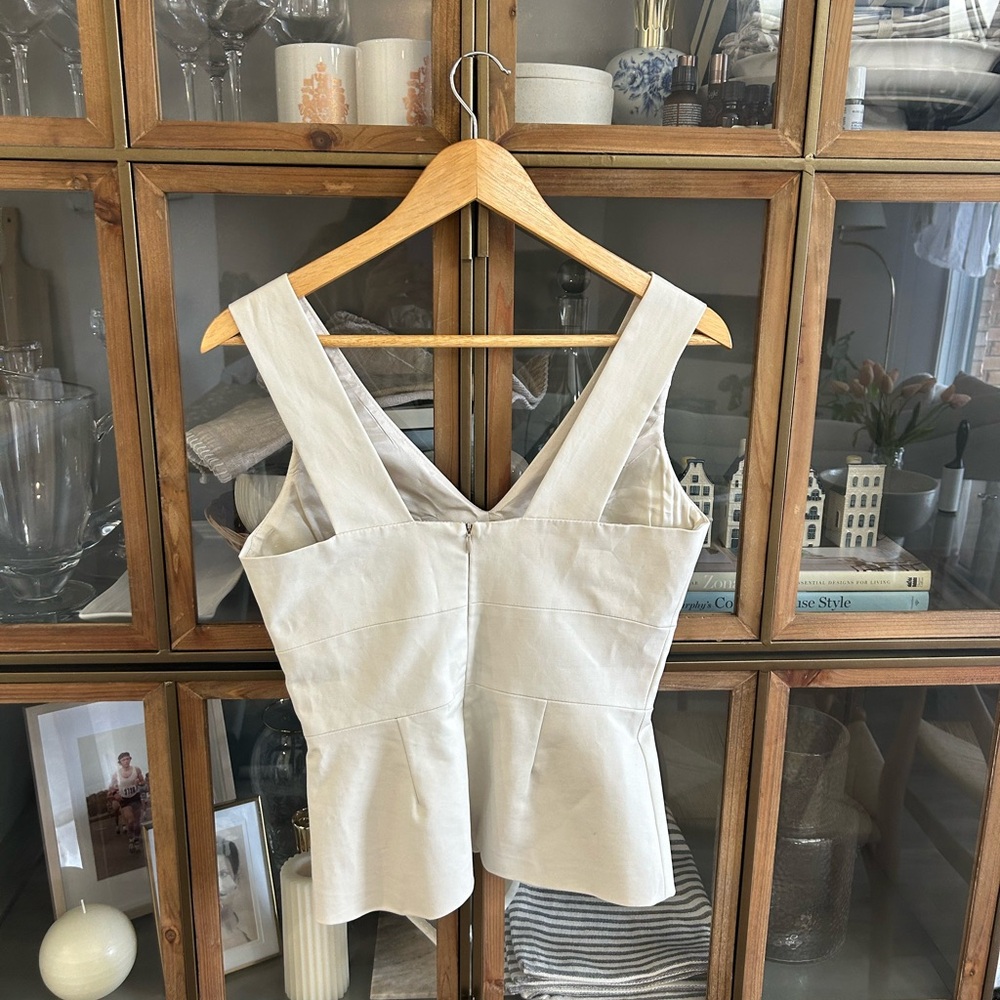 Sandra Angelozzi / Femme de Carriere Cream Sleeveless Top - Picture 7 of 12